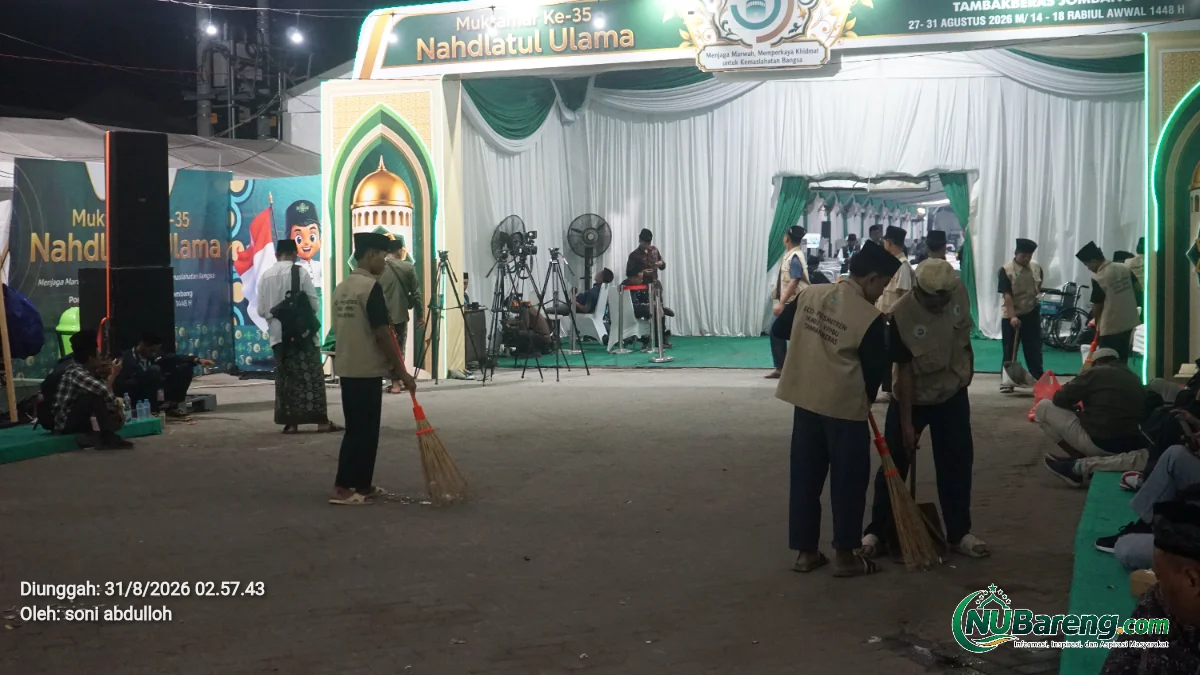 Menjelang Kehadiran Presiden Prabowo, Pasukan Kebersihan Eco-Pesantren dan IKABU Bahu-Membahu Amankan Kebersihan  Muktamar NU ke-35